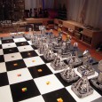 Un jeu d’échec robotisé… Et en Lego ! J’aime les Lego. Et encore plus quand ils sont robotisés ! Par contre je ne sais pas jouer aux échecs, snif.