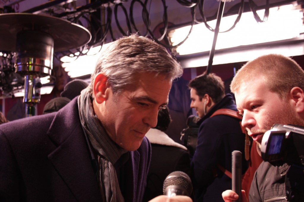 George Clooney au micro des blogueurs